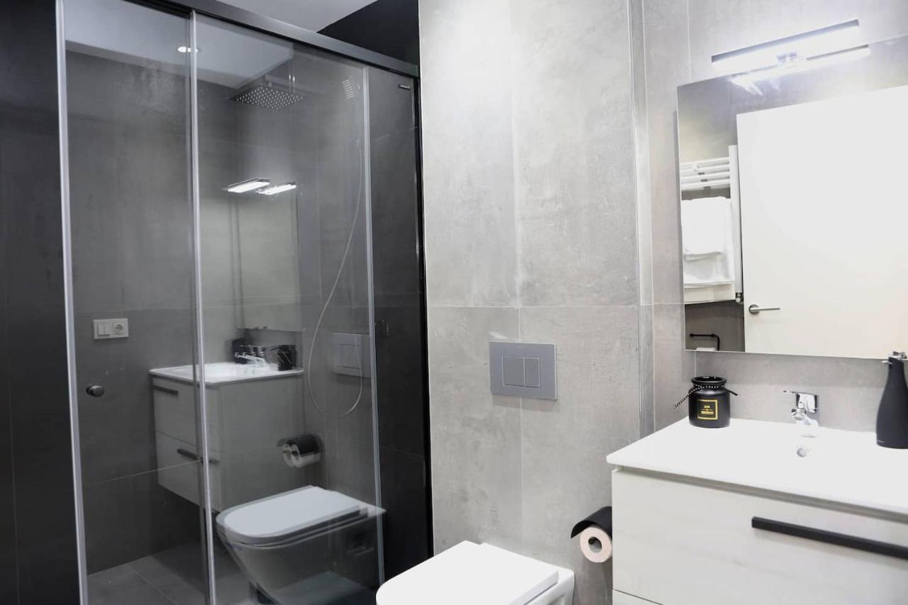 Piso Reformado A 2 Min Del Casco Viejo Con Garaje Gratis Leilighet Bilbao Eksteriør bilde