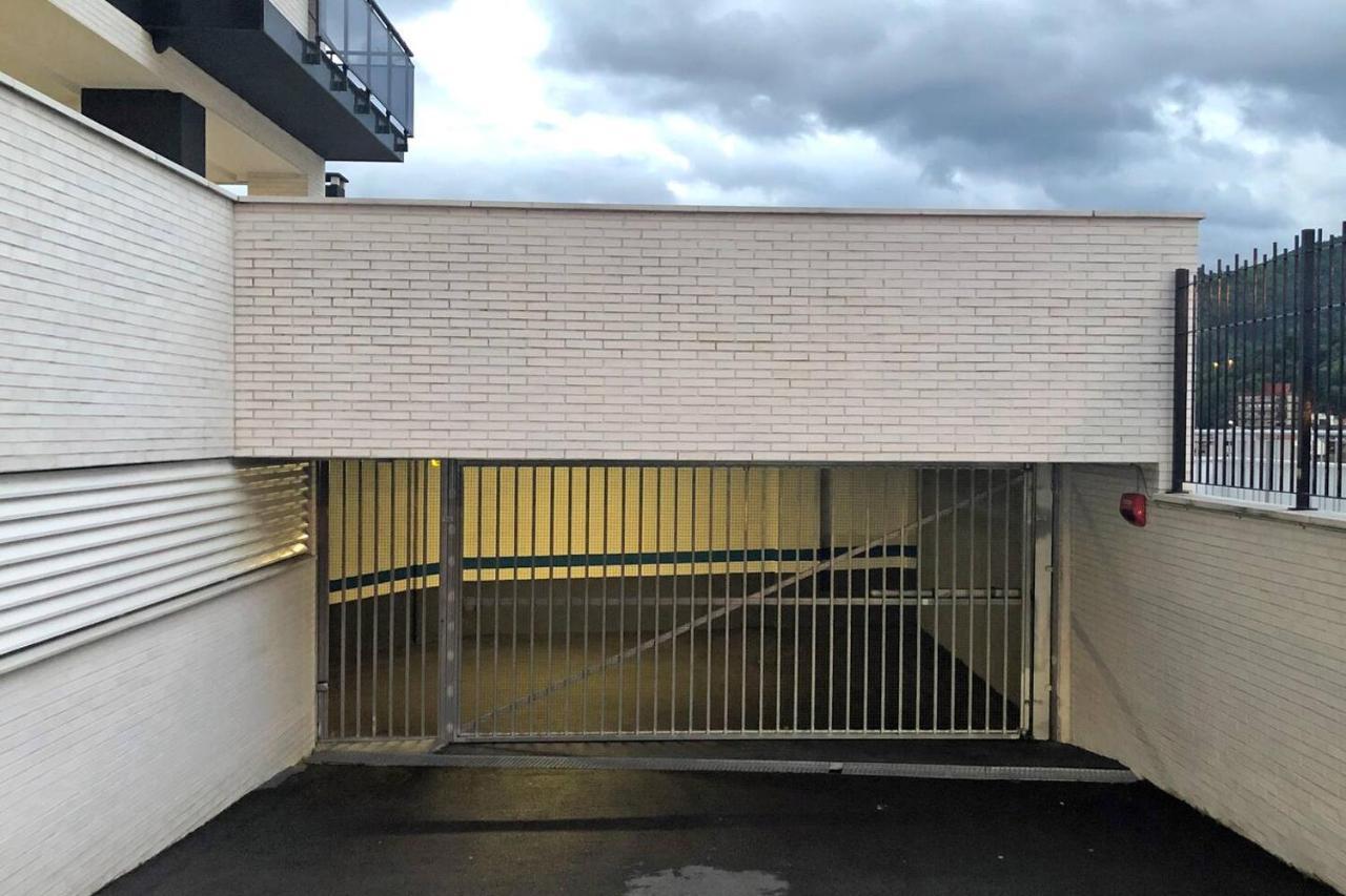 Piso Reformado A 2 Min Del Casco Viejo Con Garaje Gratis Leilighet Bilbao Eksteriør bilde